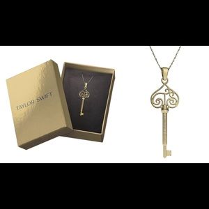 NEW Taylor Swift Fearless Key Necklace